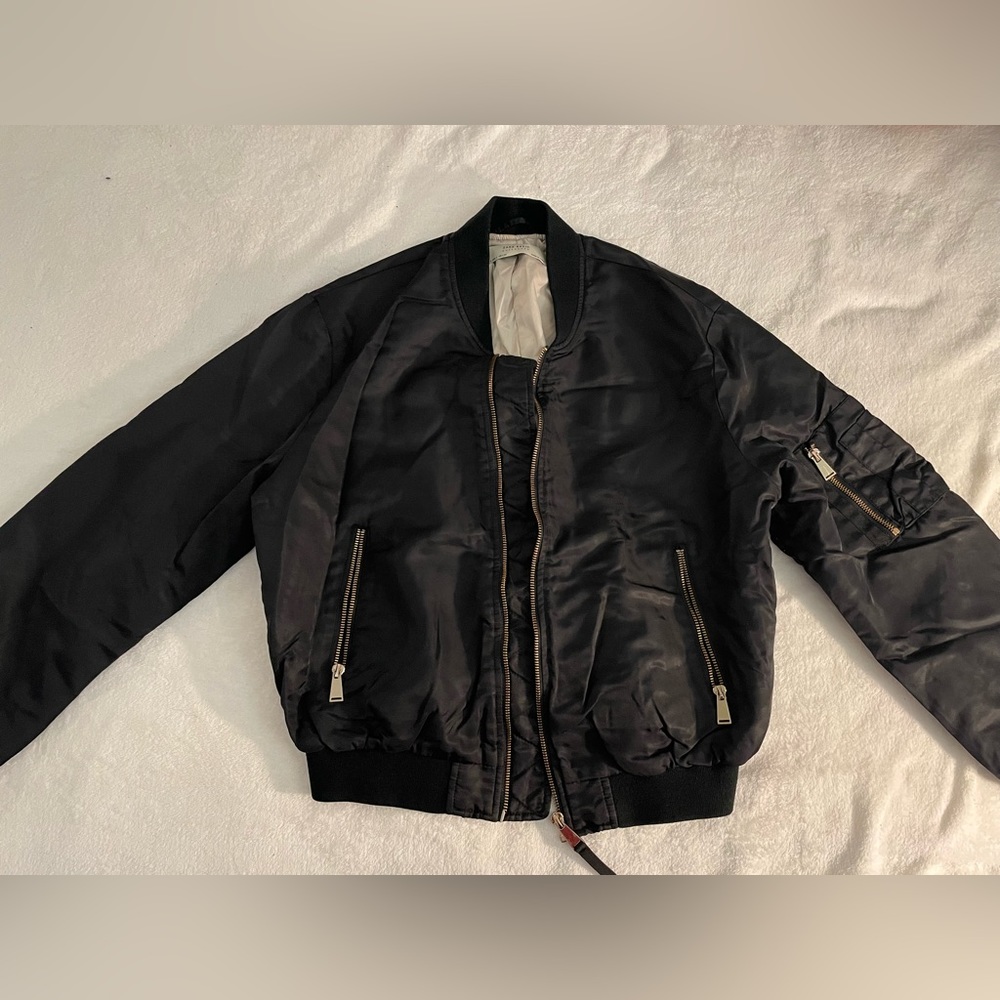 Zara women’s black bomber jacket size small